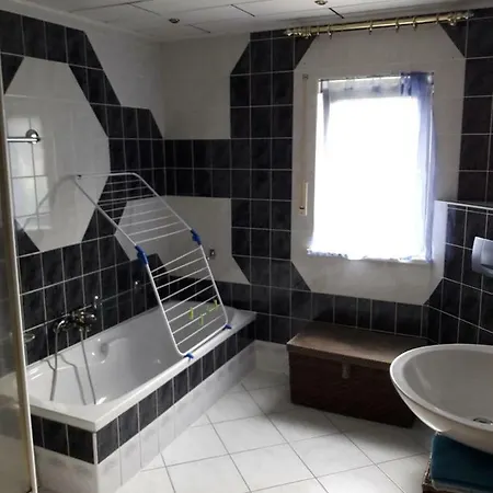 Ferienhaus Kaden בית נופש הינטרהרמסדורף