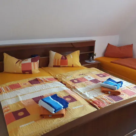 Ferienhaus Kaden בית נופש *